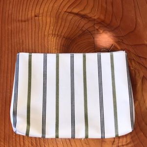 Madewell pouch